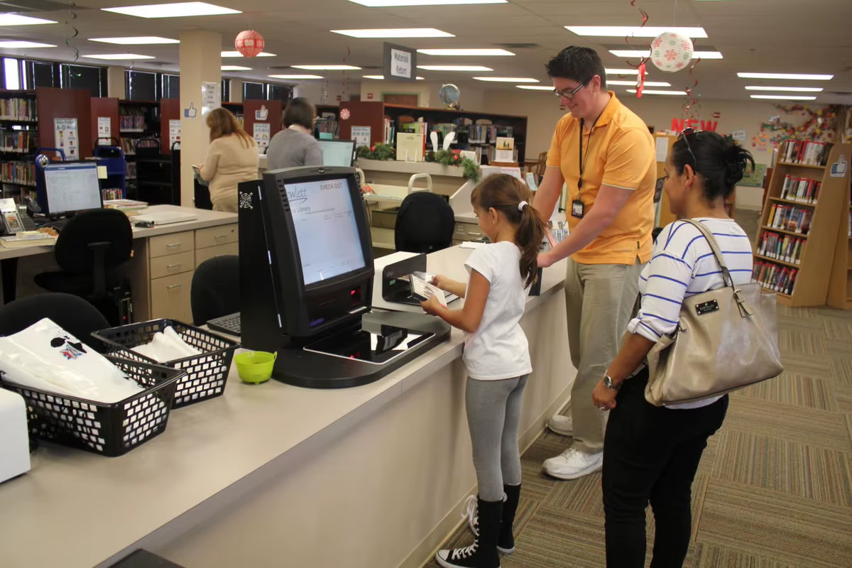 The Application of RFID Technology in Smart Libraries