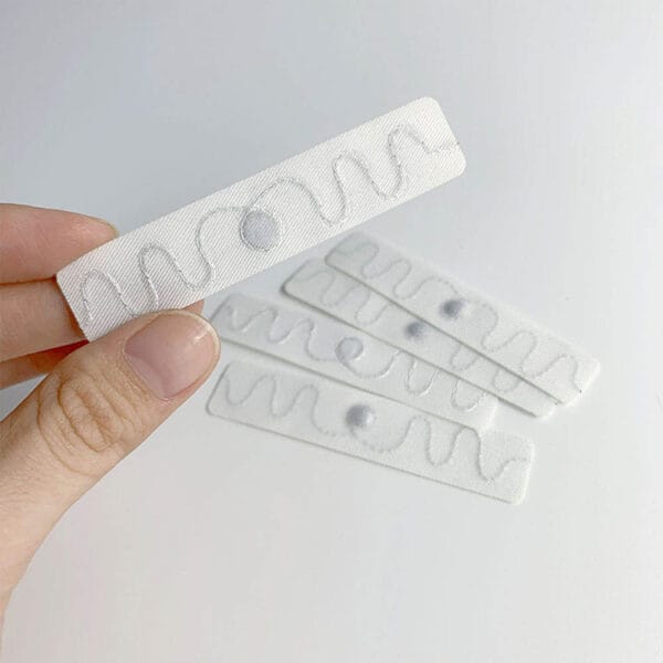 Washable HF UHF RFID Tag for Commercial Laundry (4) Washable HF UHF RFID Tag for Commercial Laundry